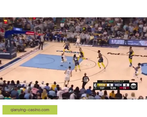 勇士掘金赛场冲突三人被罚小佩顿撞倒对手领一级恶犯